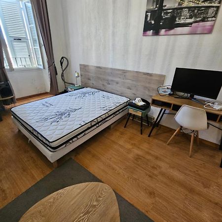 Magnifique Grand 30M2 Refait A Neuf En 2025 Lumineux 4 Couchages Hyper Centre Corte 13 Cours Paoli Wifi Tv Lave Linge Exterior foto