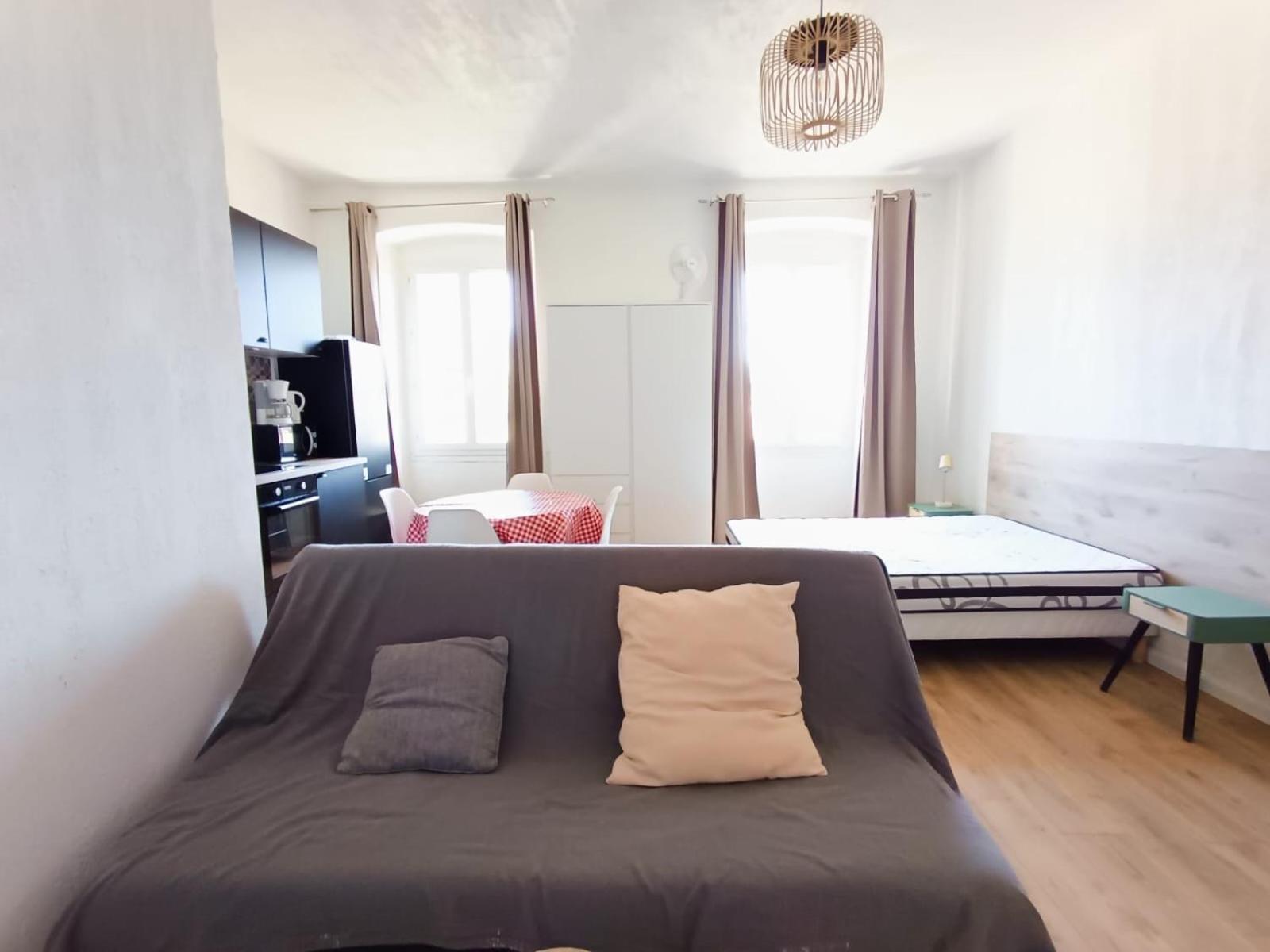Magnifique Grand 30M2 Refait A Neuf En 2025 Lumineux 4 Couchages Hyper Centre Corte 13 Cours Paoli Wifi Tv Lave Linge Exterior foto